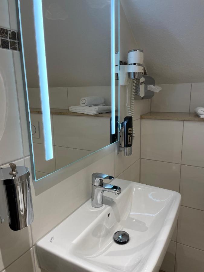 Hotel Harburger Hof Amburgo Esterno foto
