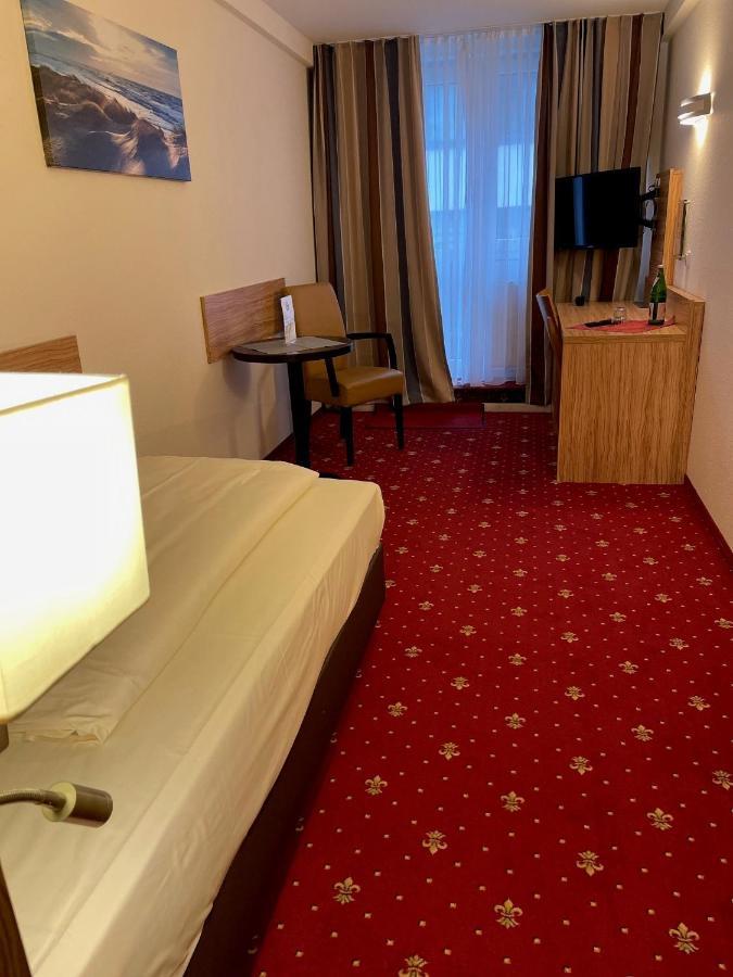 Hotel Harburger Hof Amburgo Esterno foto
